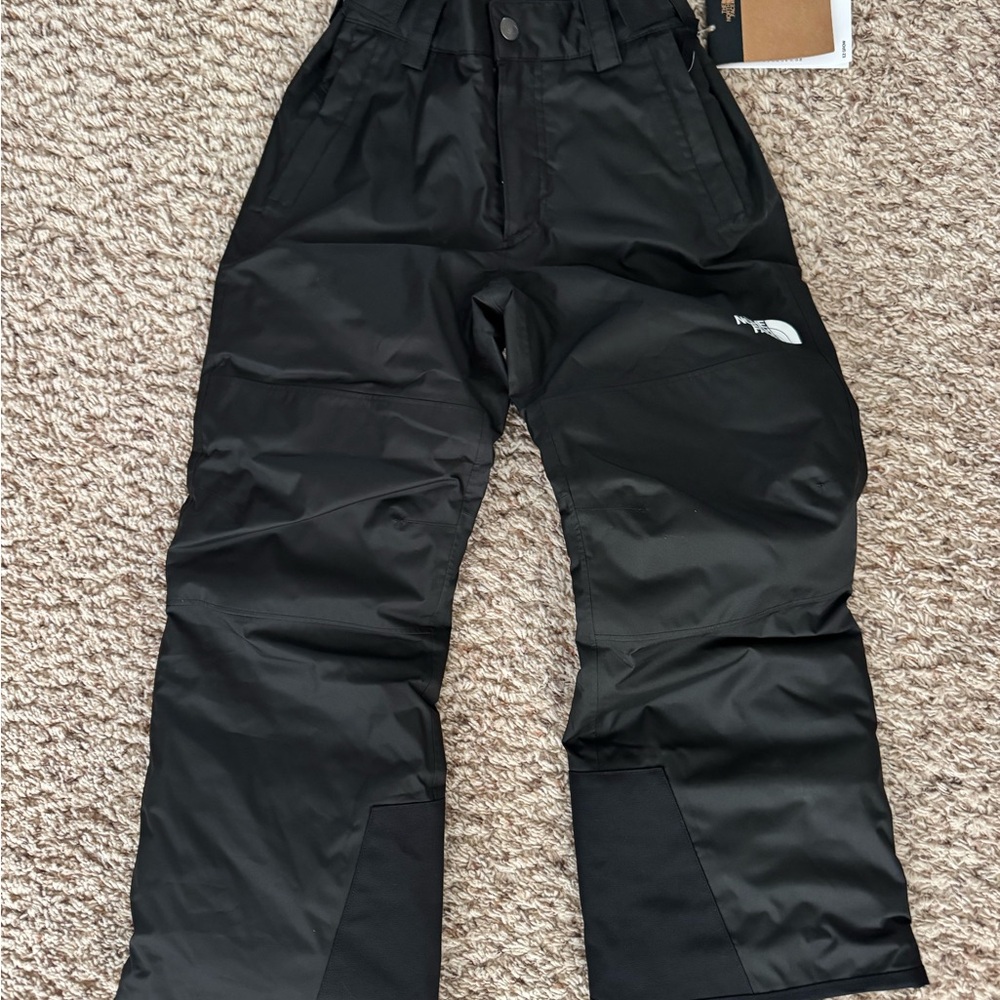 BRAND NEW WITH TAGS - The North Face Black Insulated Pants